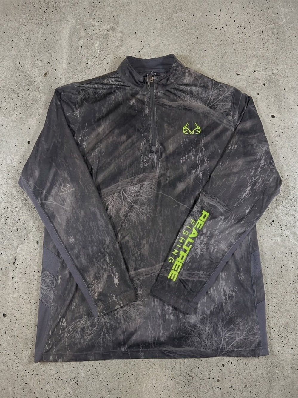 Realtree Performance Men's Black Camo 1/4-Zip Pullover